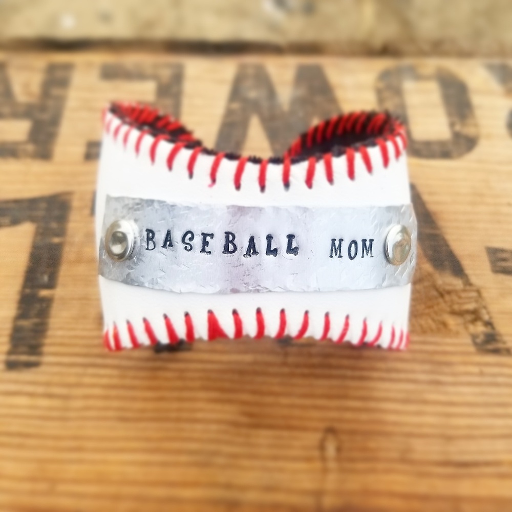 Baseball cuff